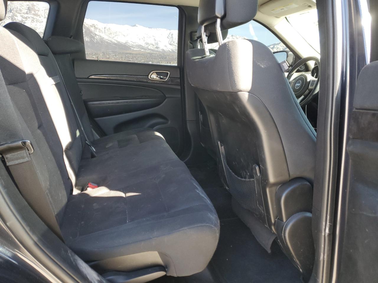 2013 Jeep Grand Cherokee - Image 11