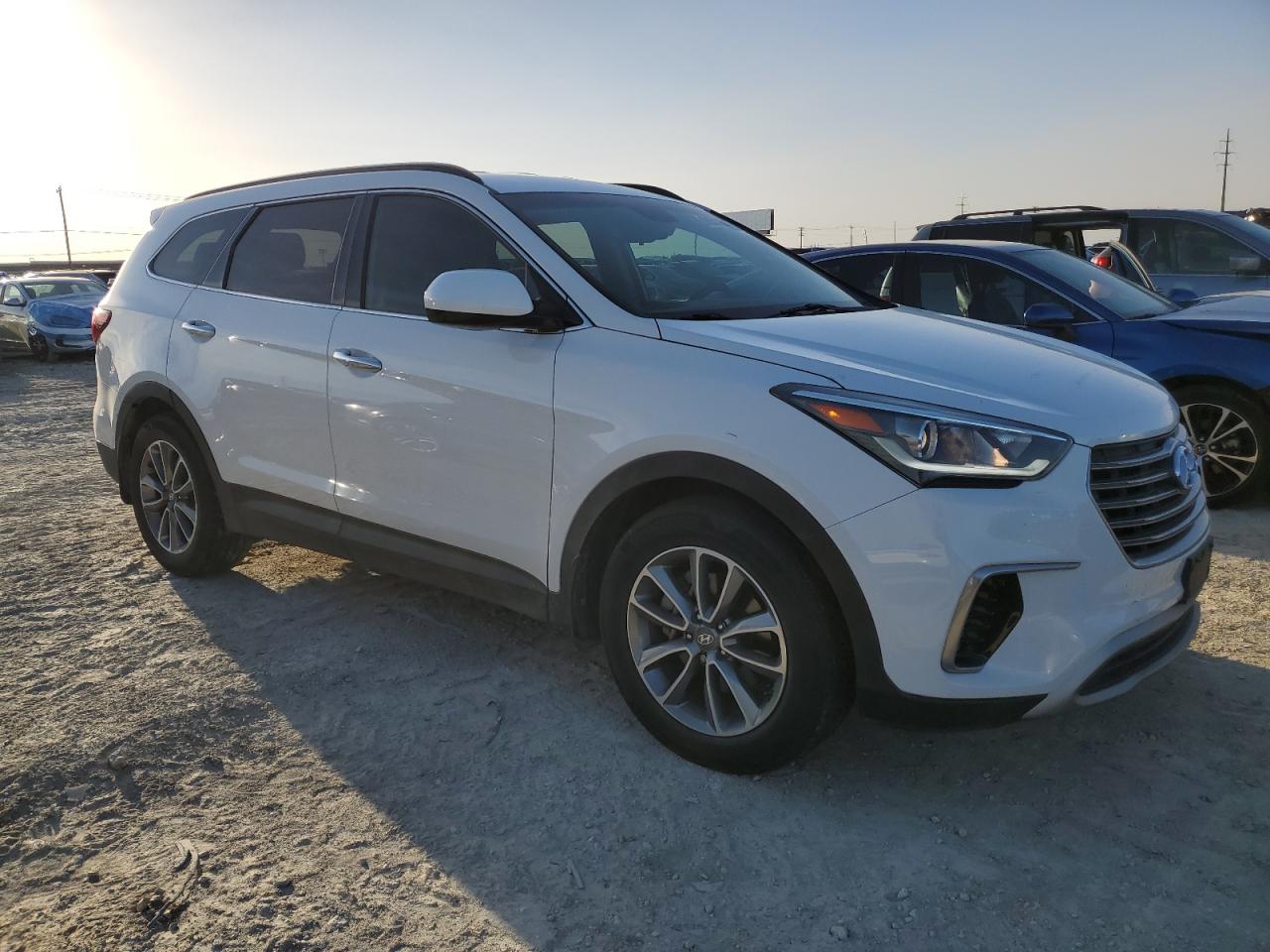 2018 Hyundai Santa Fe - Image 4