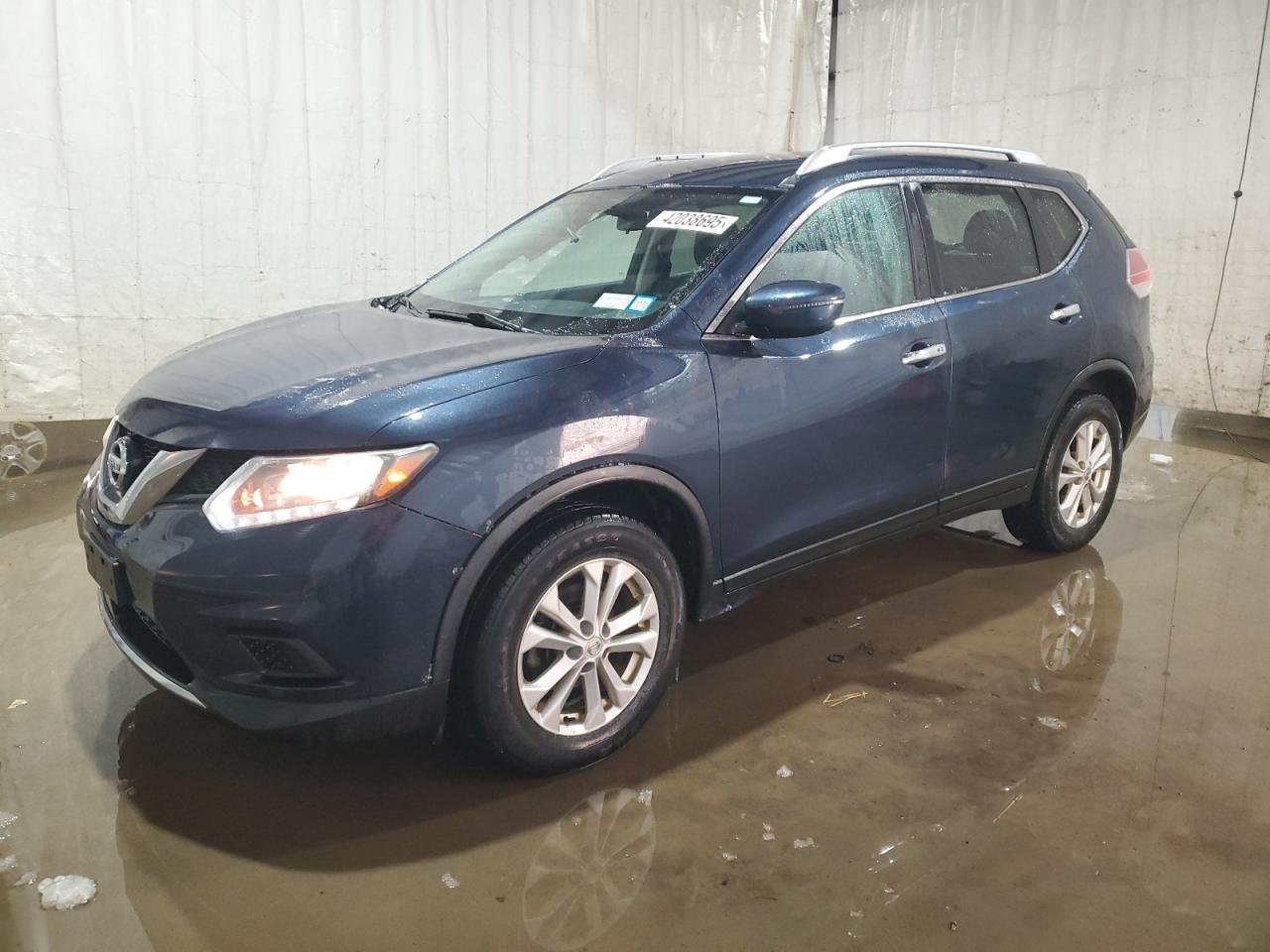 2016 Nissan Rogue - Image 1