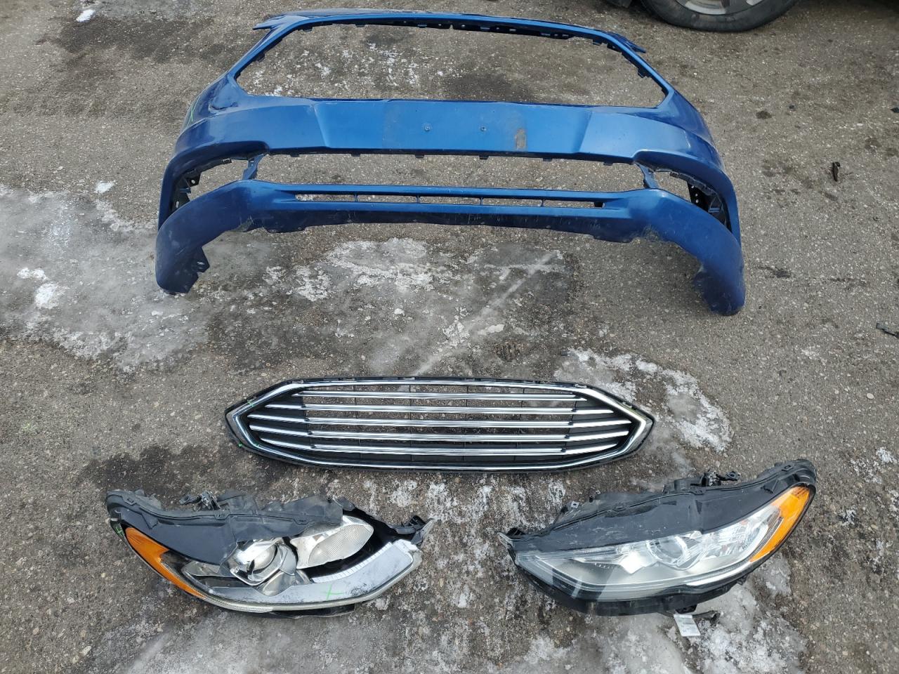 2018 Ford Fusion - Image 12
