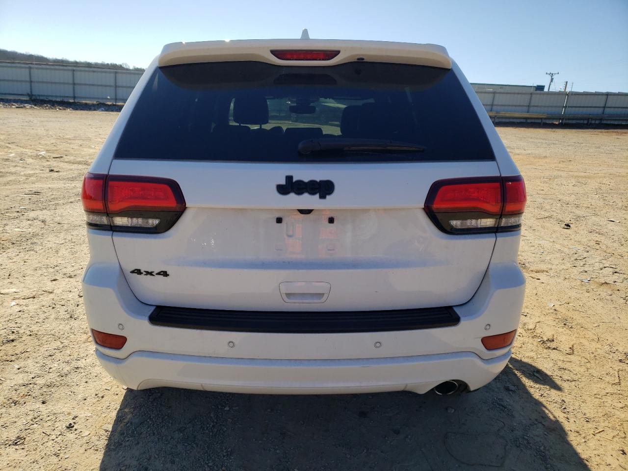 2019 Jeep Grand Cherokee - Image 6