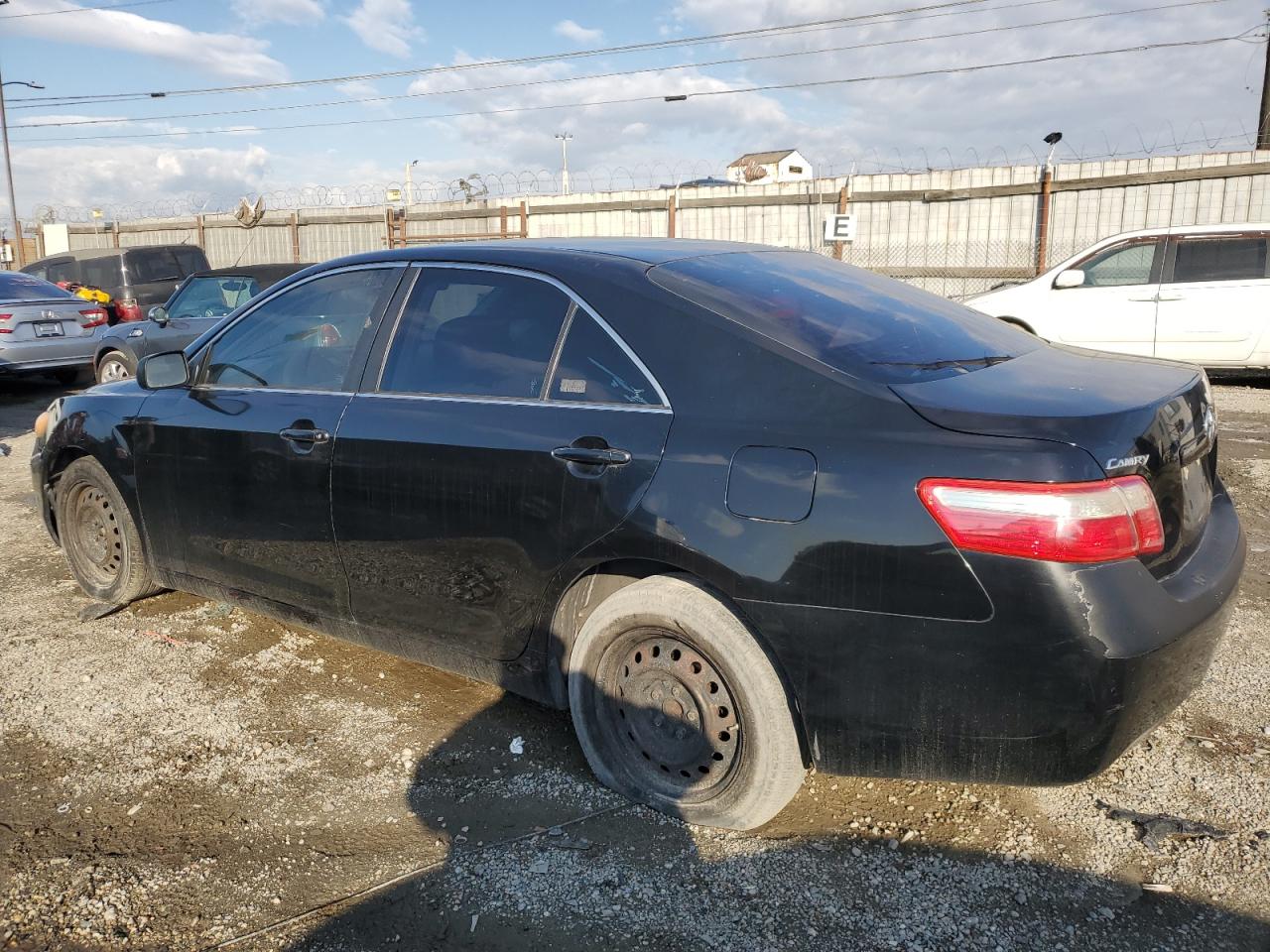 2009 Toyota Camry - Image 2