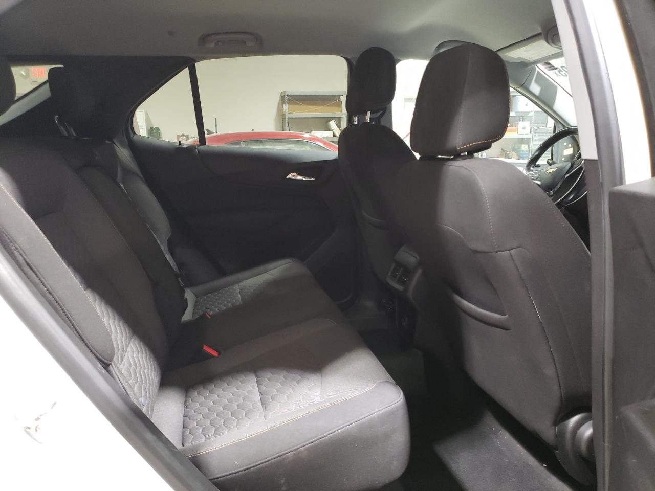 2020 Chevrolet Equinox - Image 11
