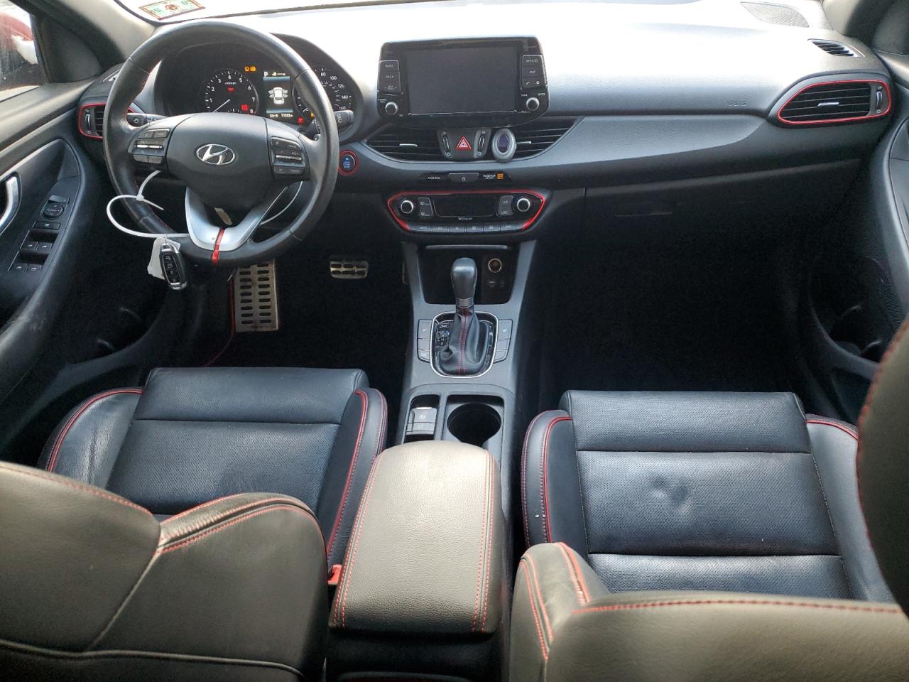 2018 Hyundai Elantra - Image 8