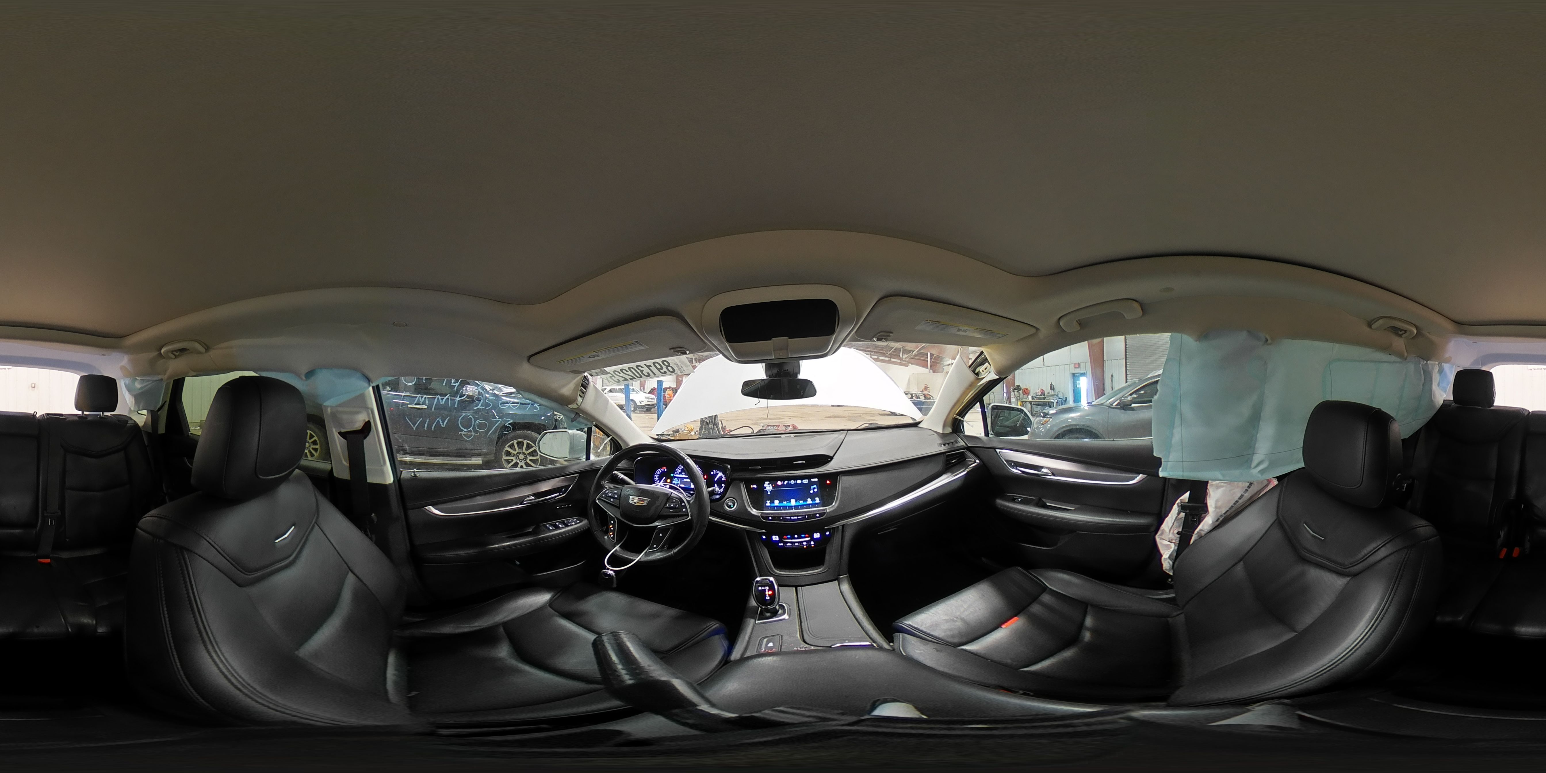 2019 Cadillac XT5 - Image 13