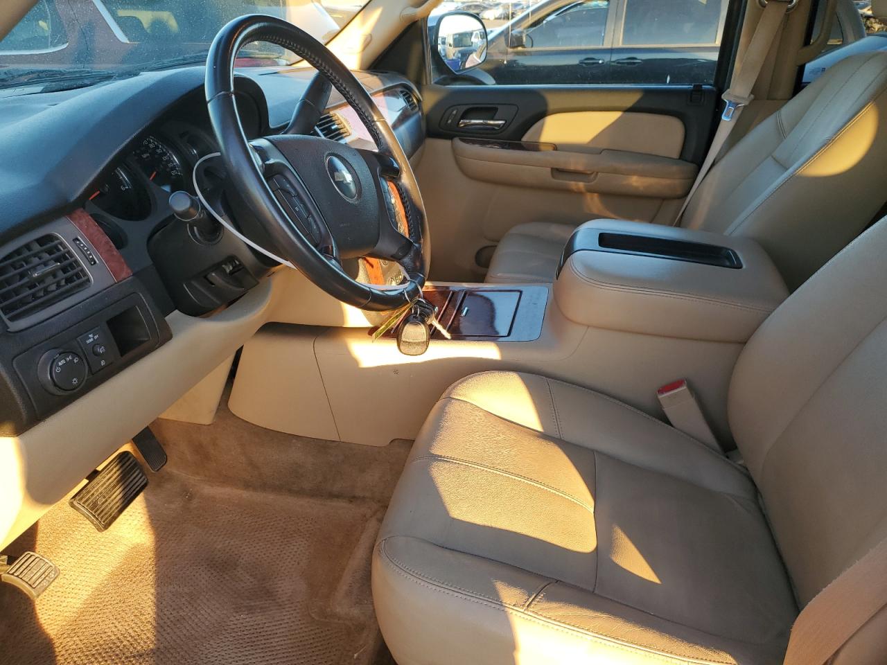 2008 Chevrolet Avalanche - Image 7