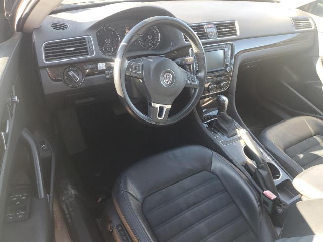 Седаны VOLKSWAGEN PASSAT 2014 Серый