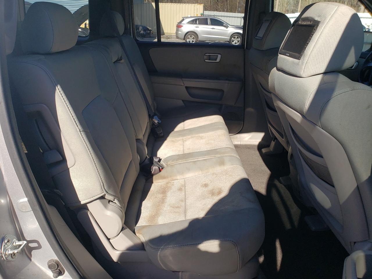 2010 Honda Pilot - Image 11