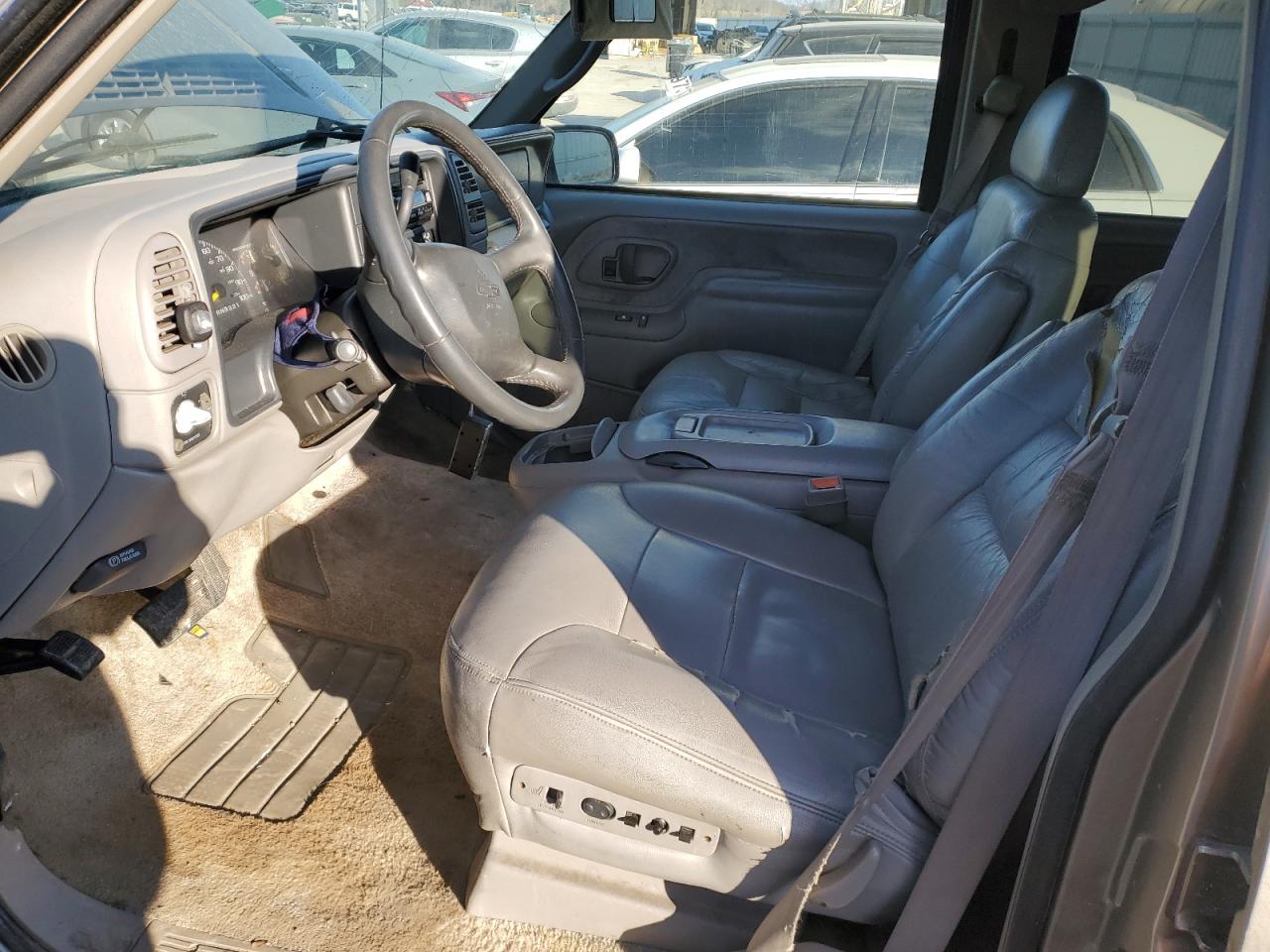 1999 Chevrolet Tahoe - Image 7
