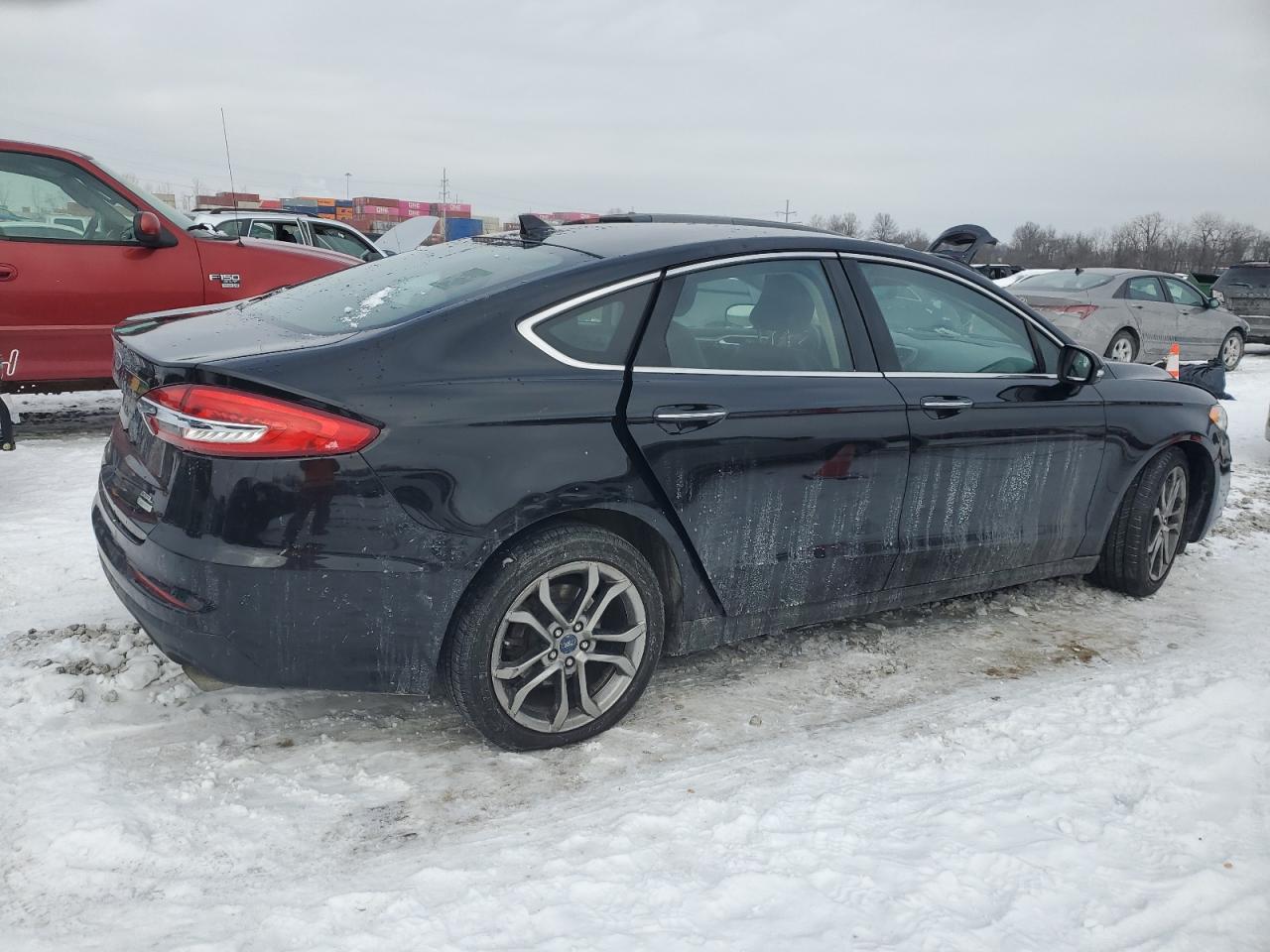 2019 Ford Fusion - Image 3