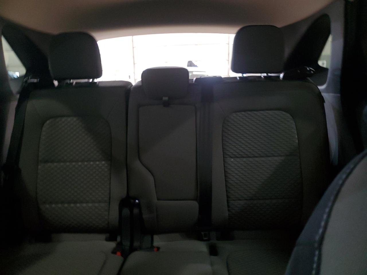2020 Ford Escape - Image 10