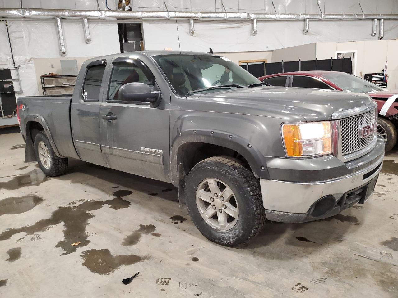 2011 GMC Sierra - Image 4