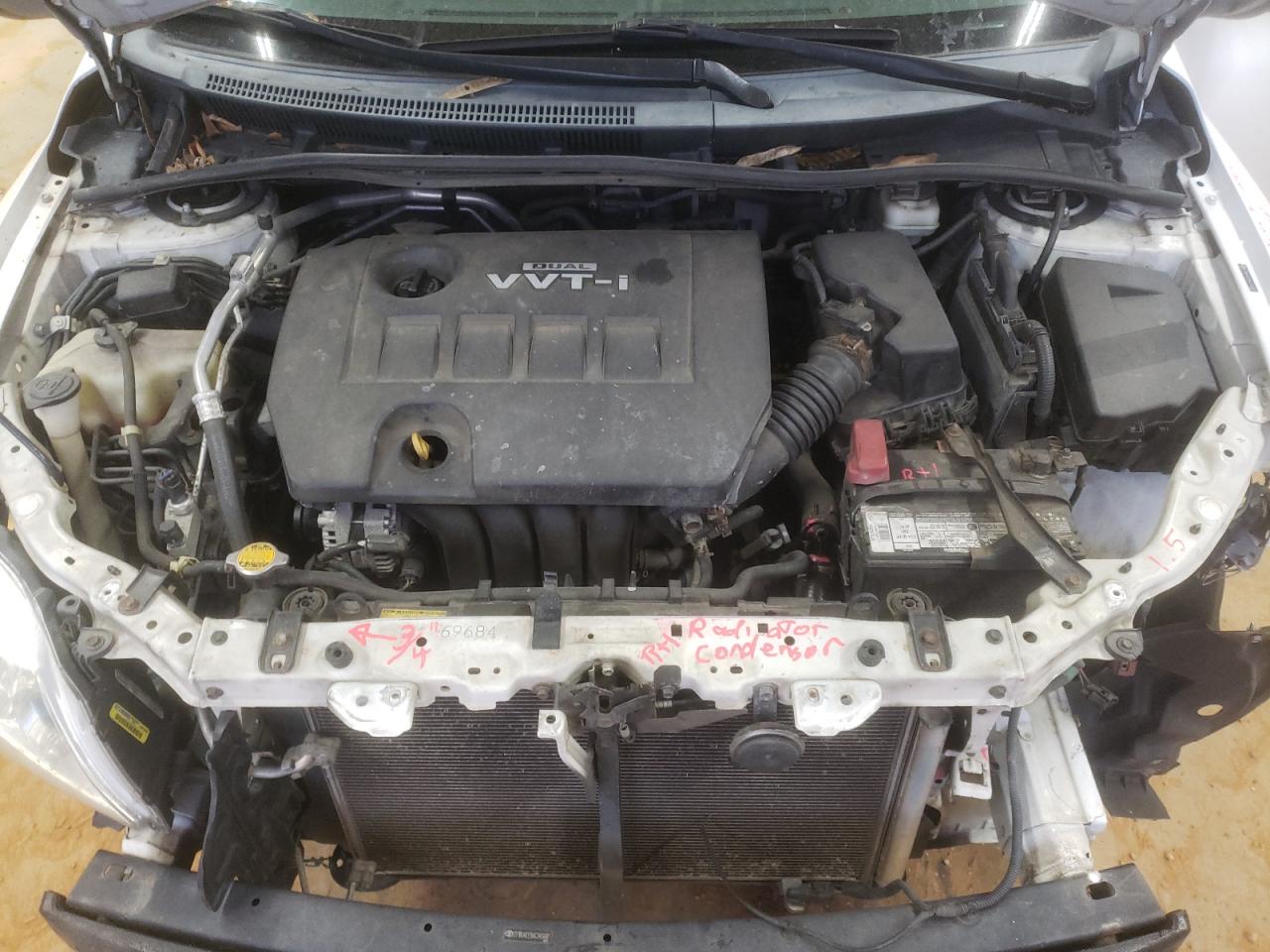 2010 Toyota Corolla - Image 11