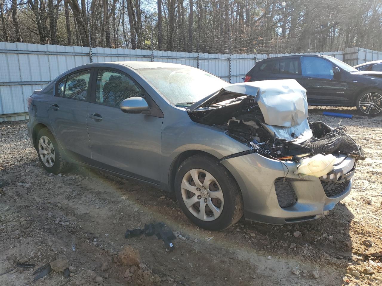 2013 Mazda 3 - Image 4