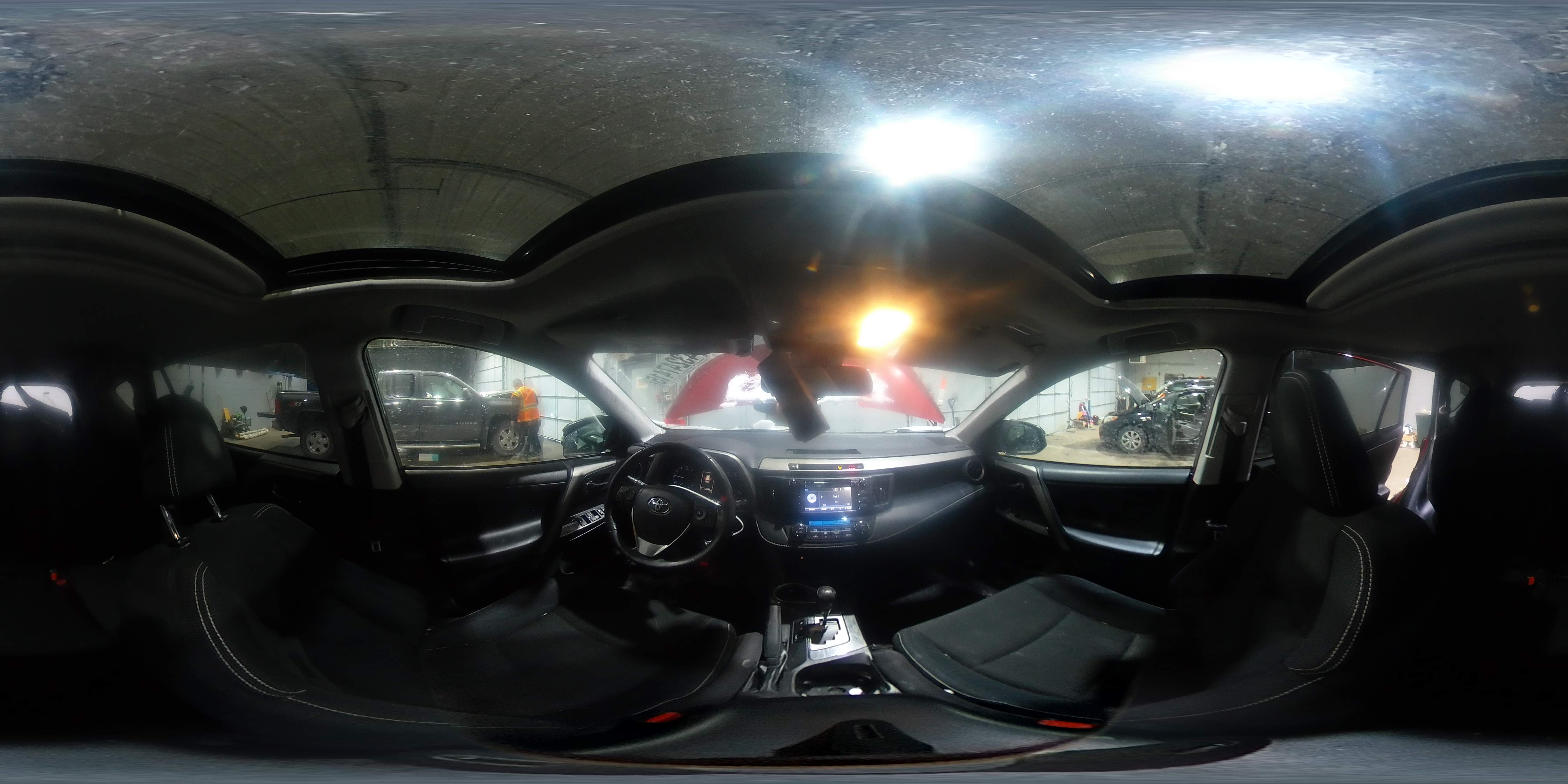 2018 Toyota RAV 4 - Image 14