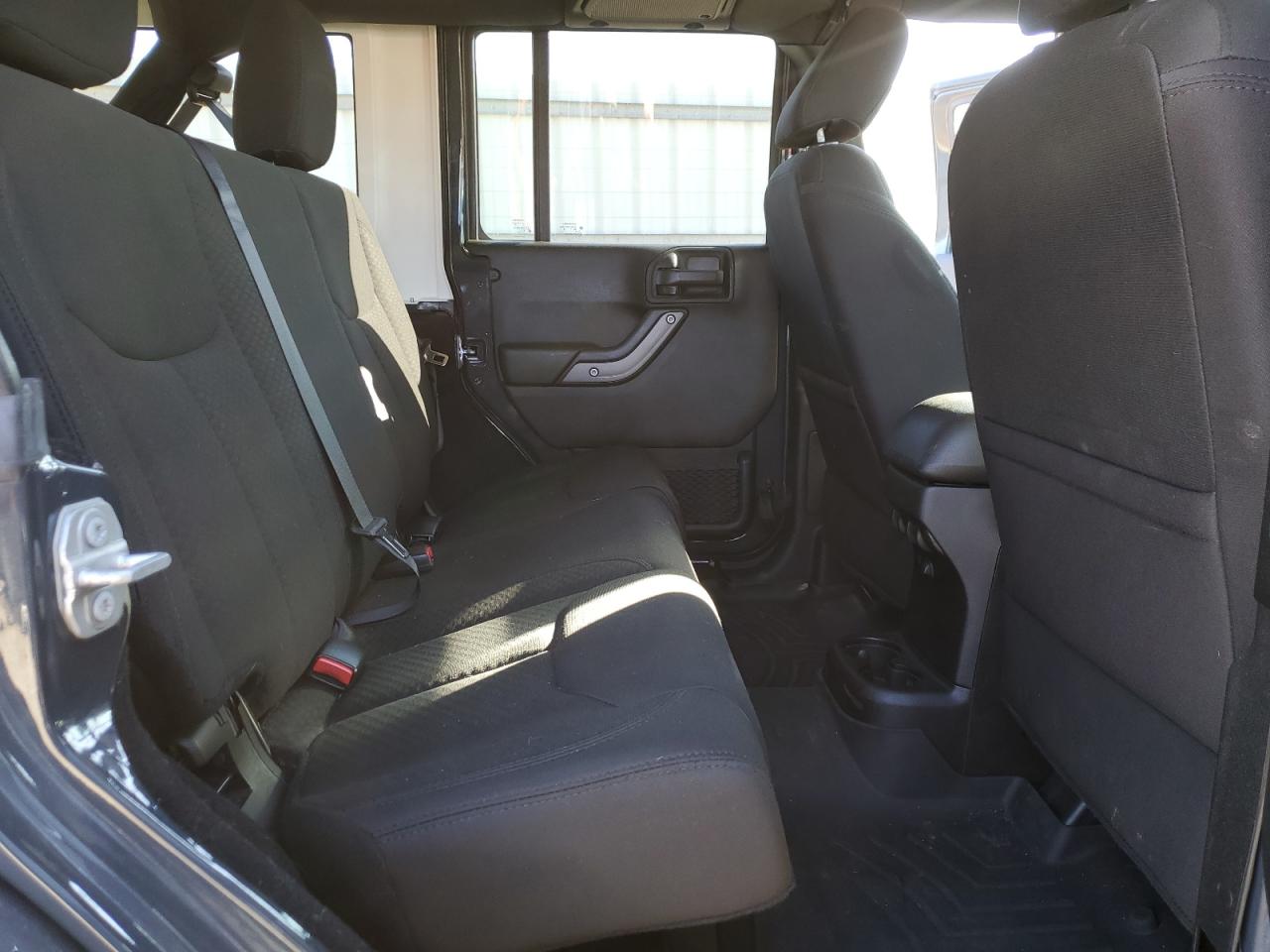 2017 Jeep Wrangler - Image 11