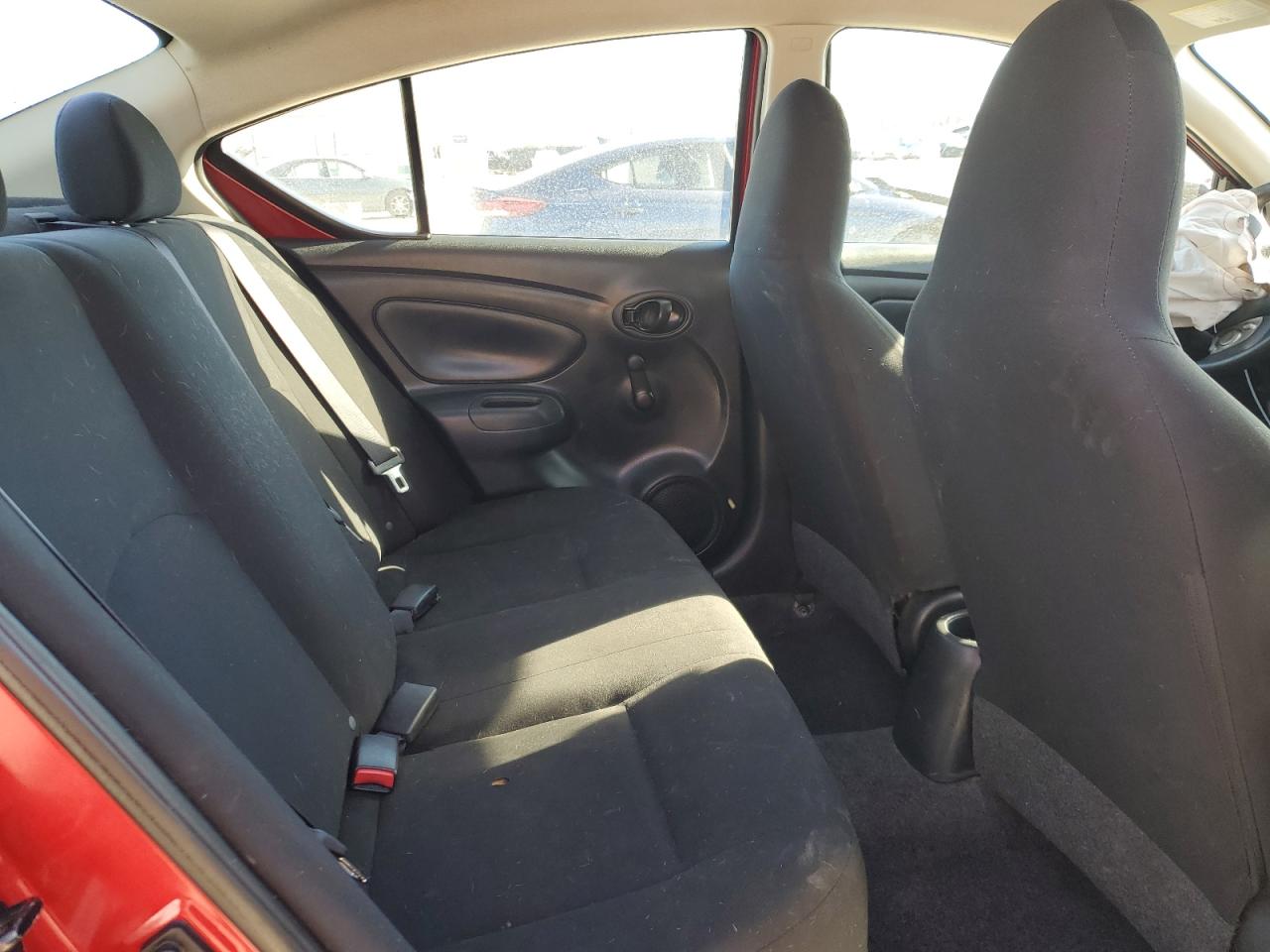 2013 Nissan Versa - Image 10