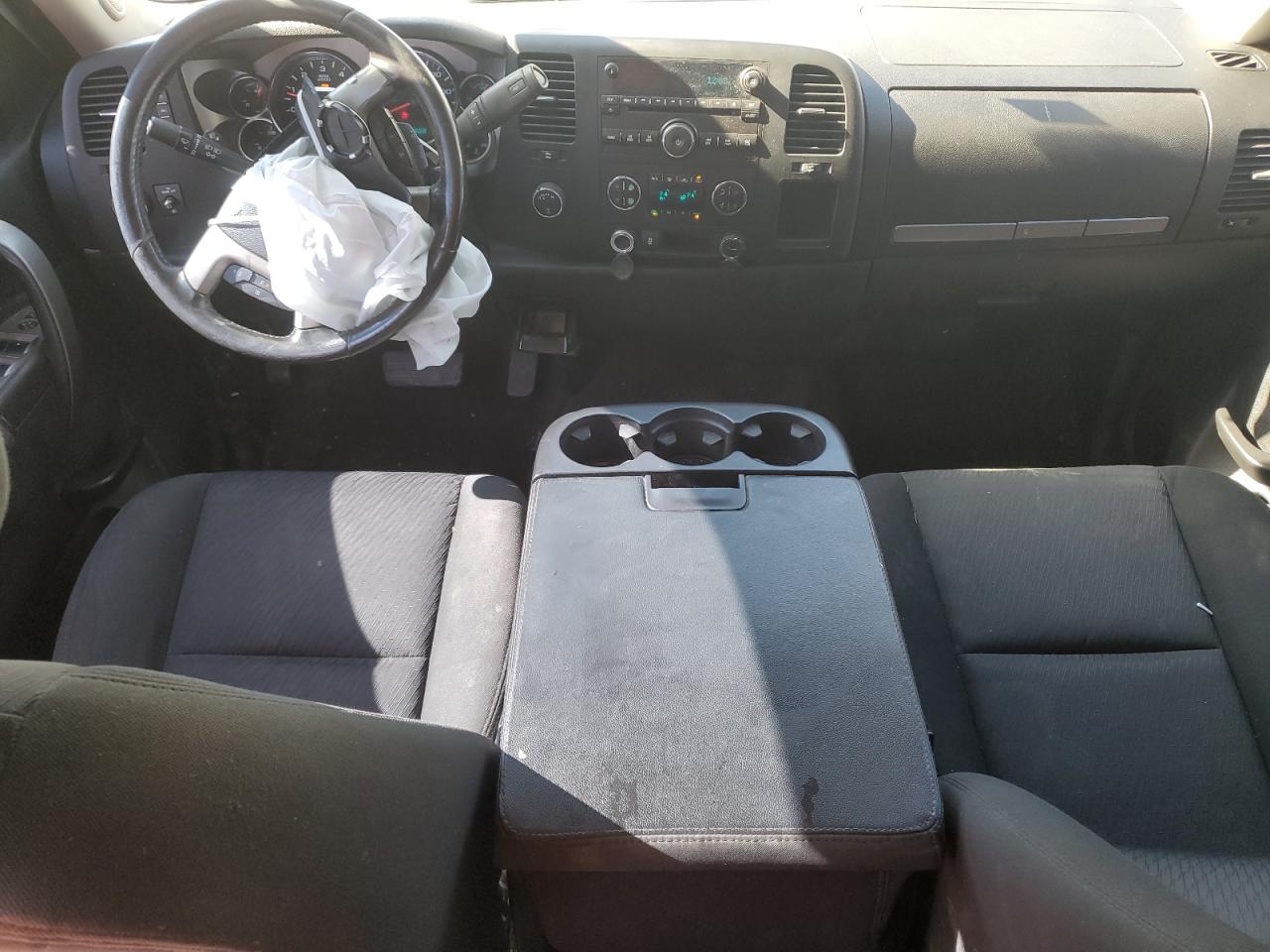 2013 Chevrolet Silverado - Image 8