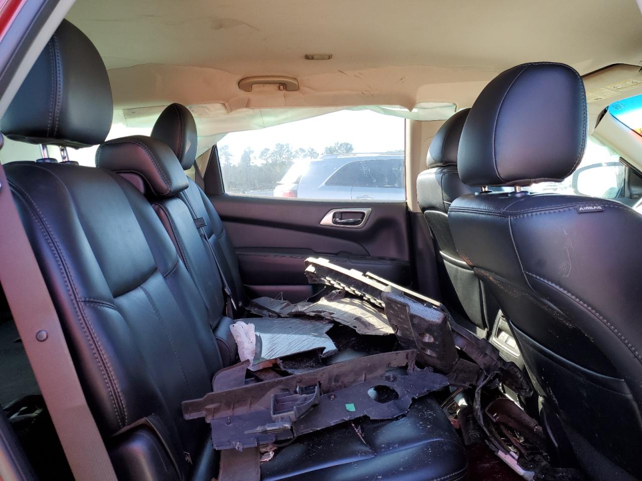 2016 Nissan Pathfinder - Image 11