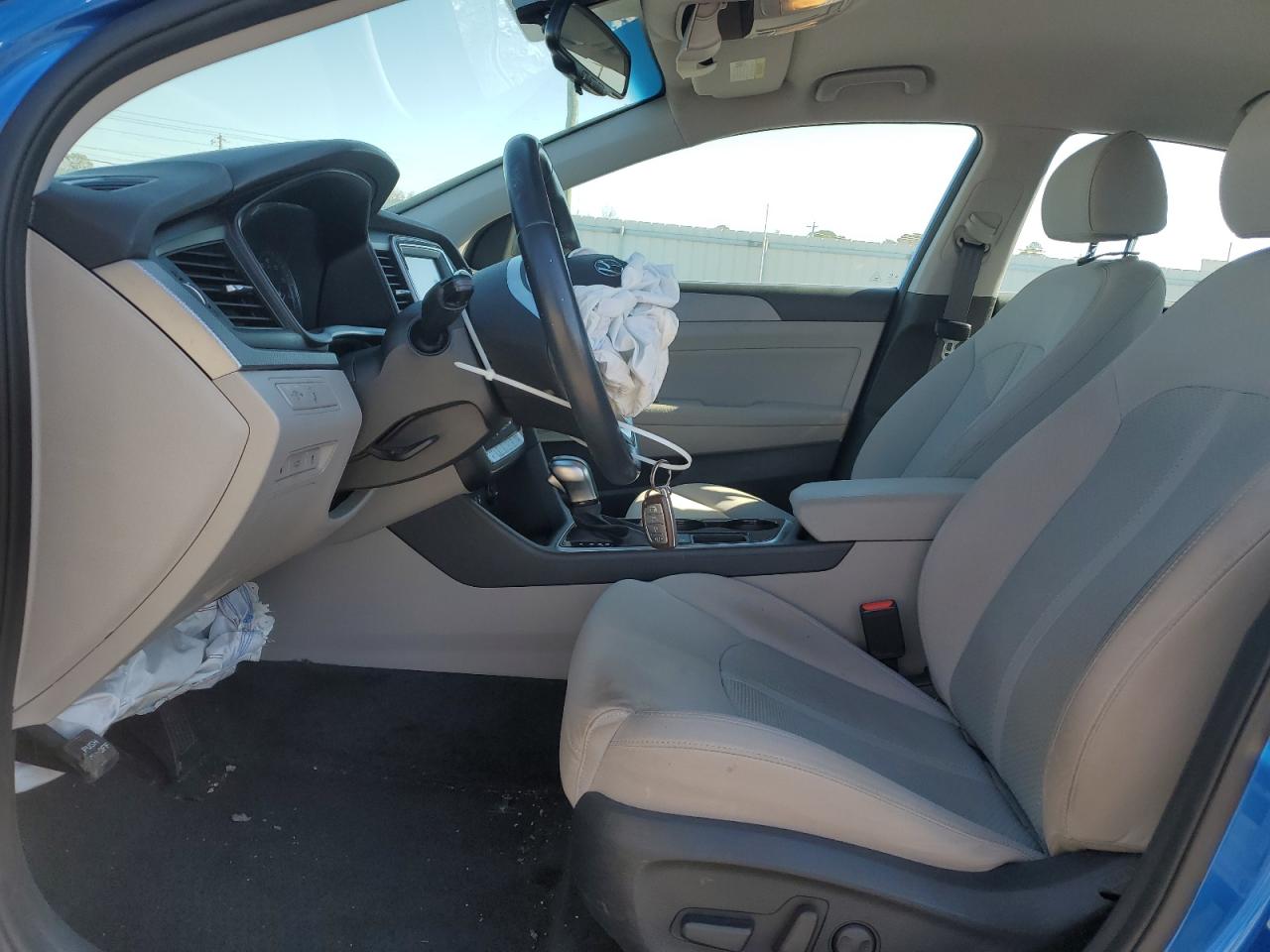 2018 Hyundai Sonata - Image 7