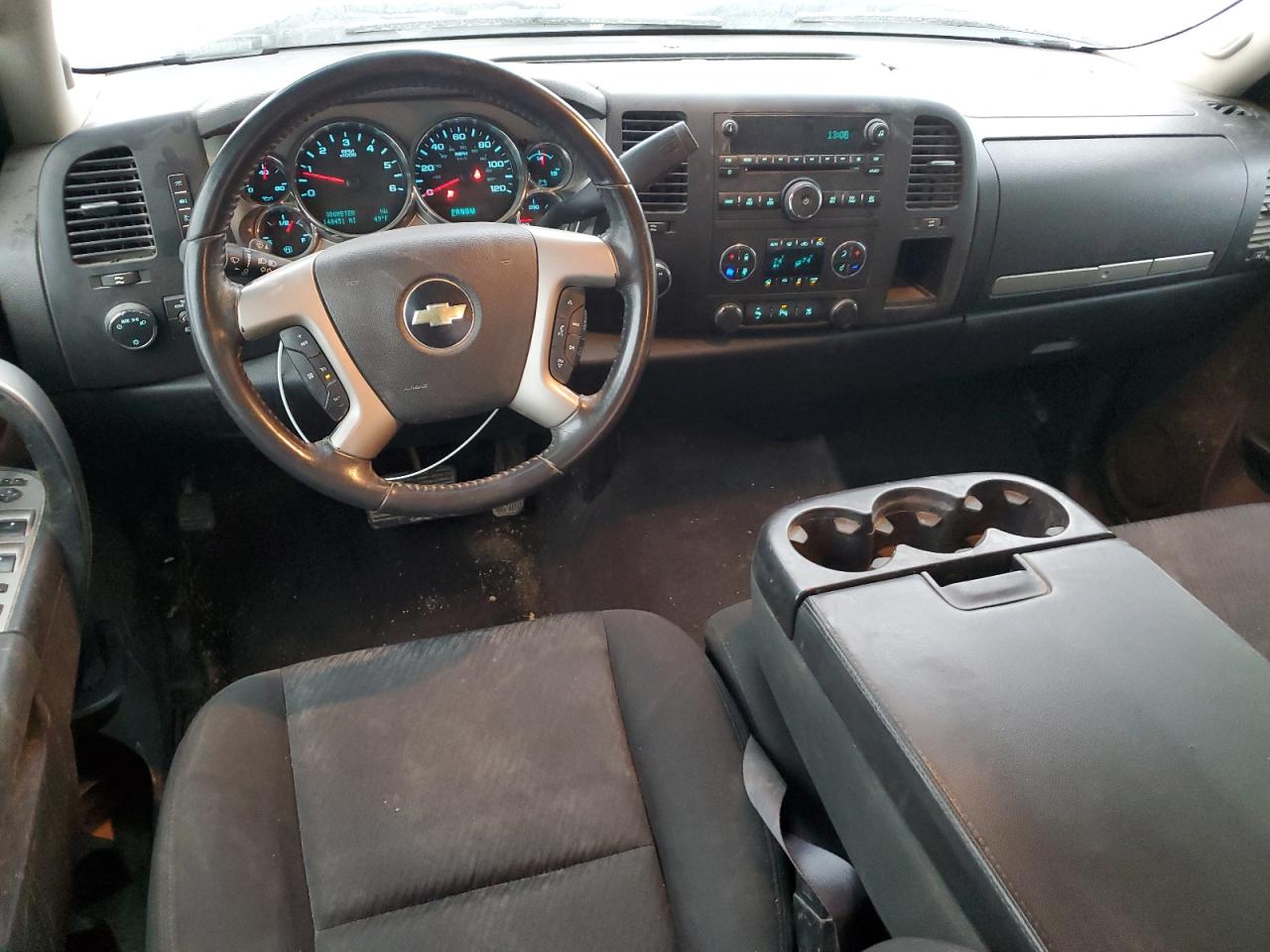 2011 Chevrolet Silverado - Image 8