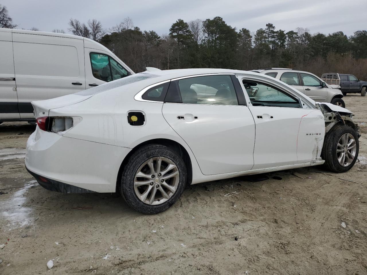 2017 Chevrolet Malibu - Image 3