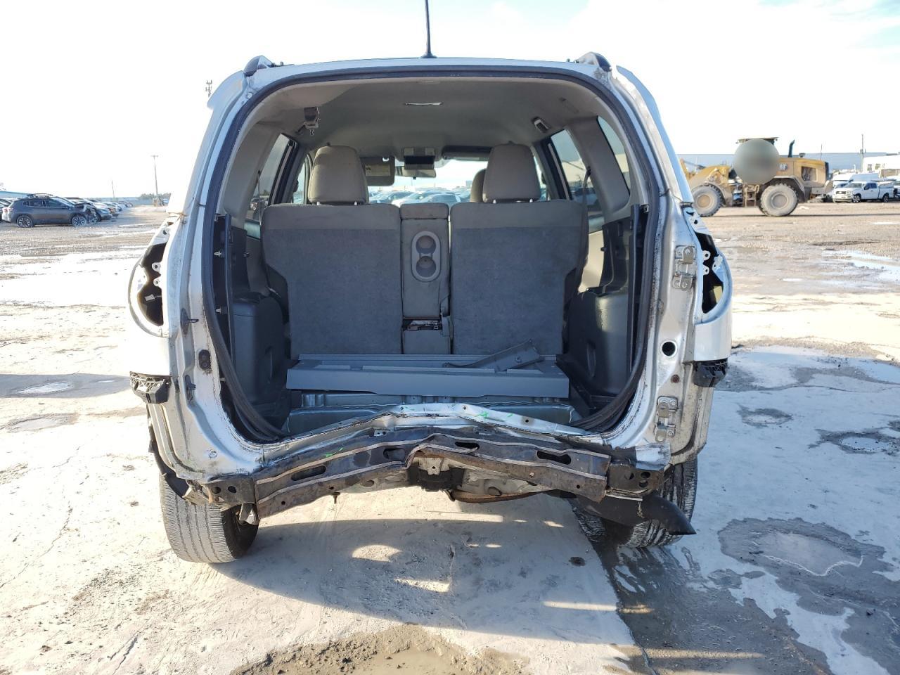 2012 Toyota RAV 4 - Image 6