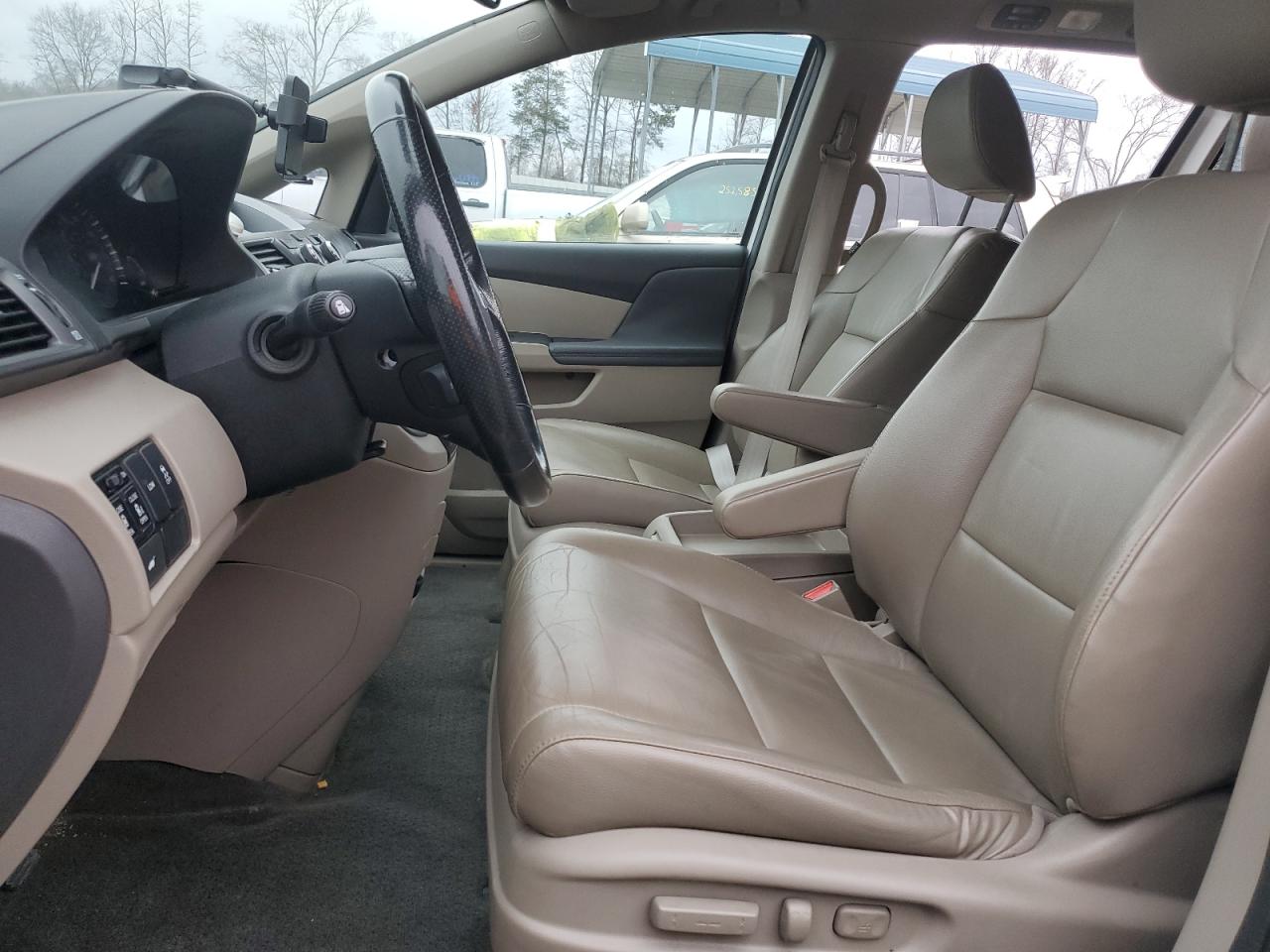2014 Honda Odyssey - Image 7