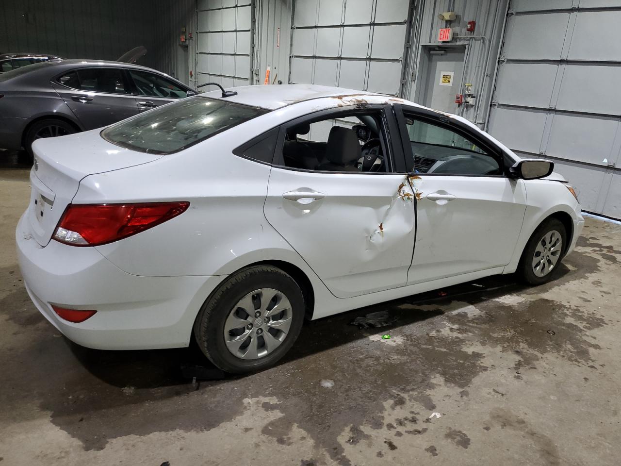 2017 Hyundai Accent - Image 3