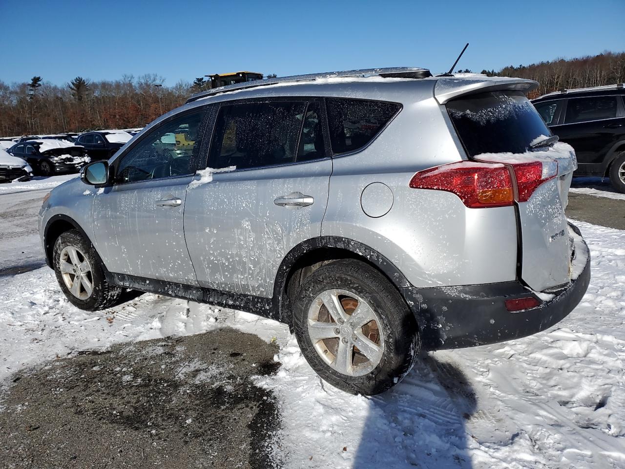 2014 Toyota RAV 4 - Image 2