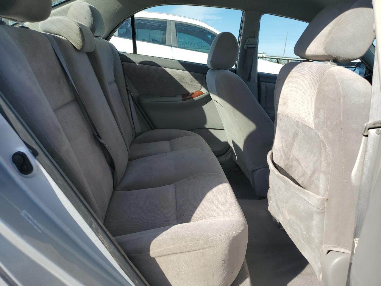 2005 Toyota Corolla - Image 10