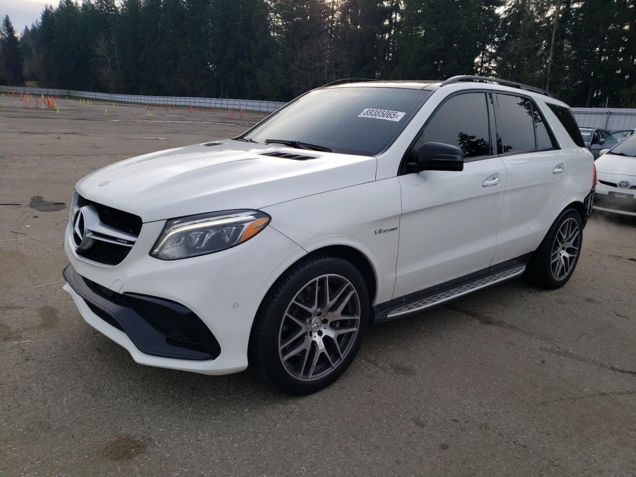2016 Mercedes-Benz GLE - Image 1