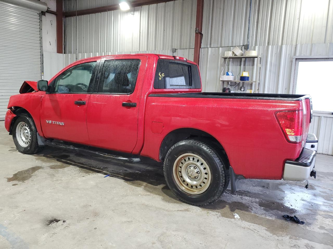 2011 Nissan Titan - Image 2