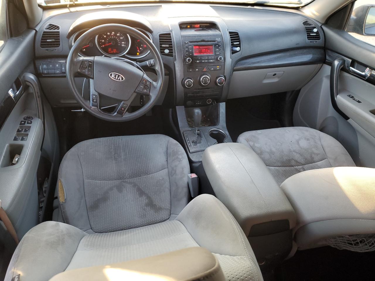 2011 Kia Sorento - Image 8