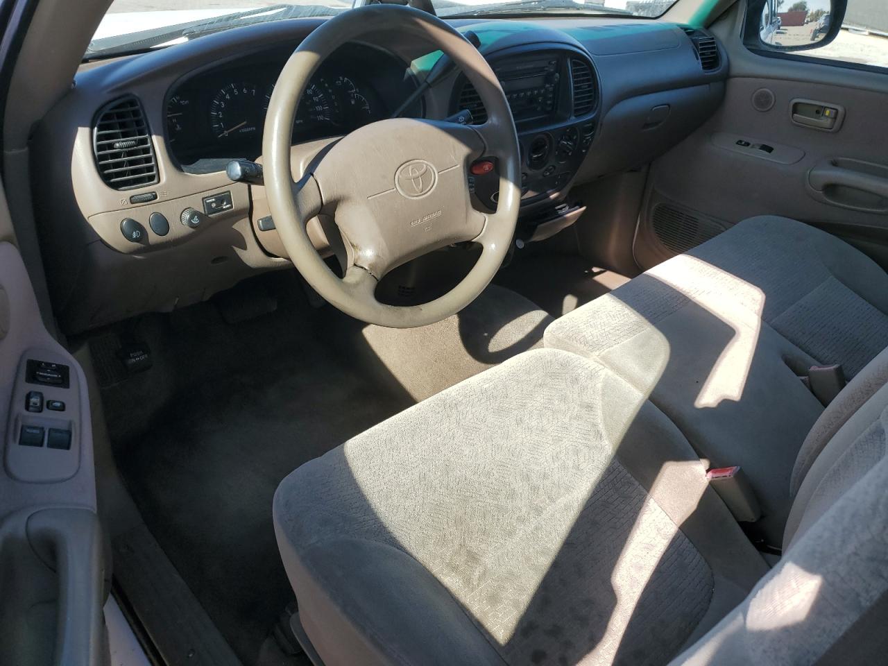 2000 Toyota Tundra - Image 8