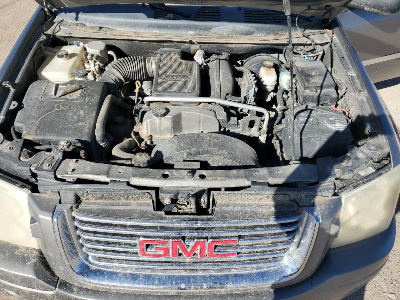 2008 GMC Envoy - Image 12
