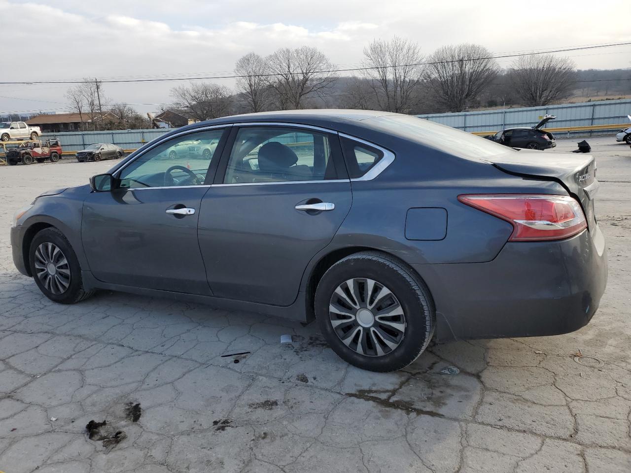 2013 Nissan Altima - Image 2