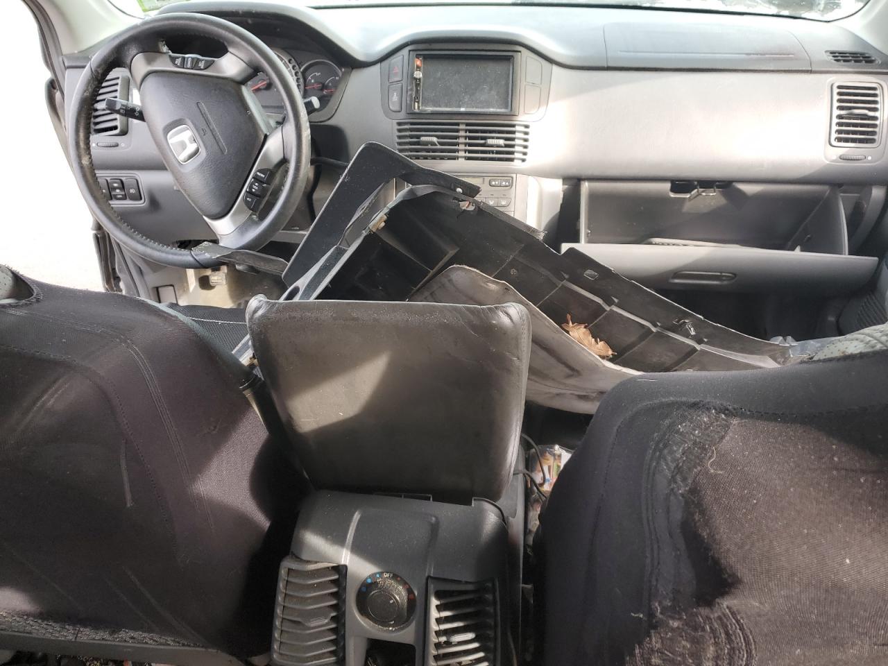 2003 Honda Pilot - Image 8