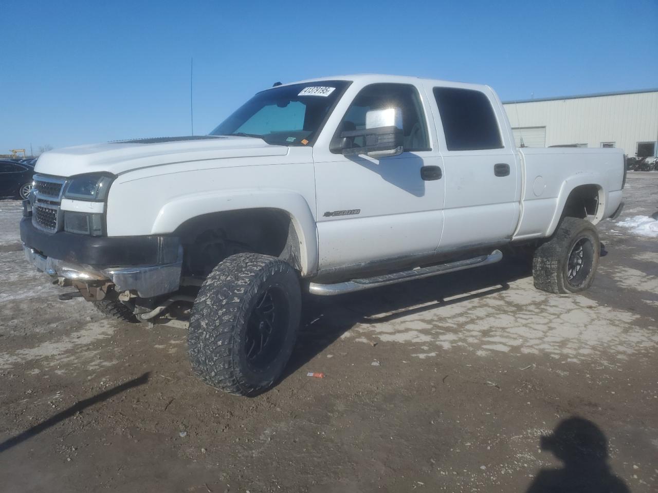 2005 Chevrolet Silverado K2500 Heavy Duty for Sale in Kansas City, KS - All Over