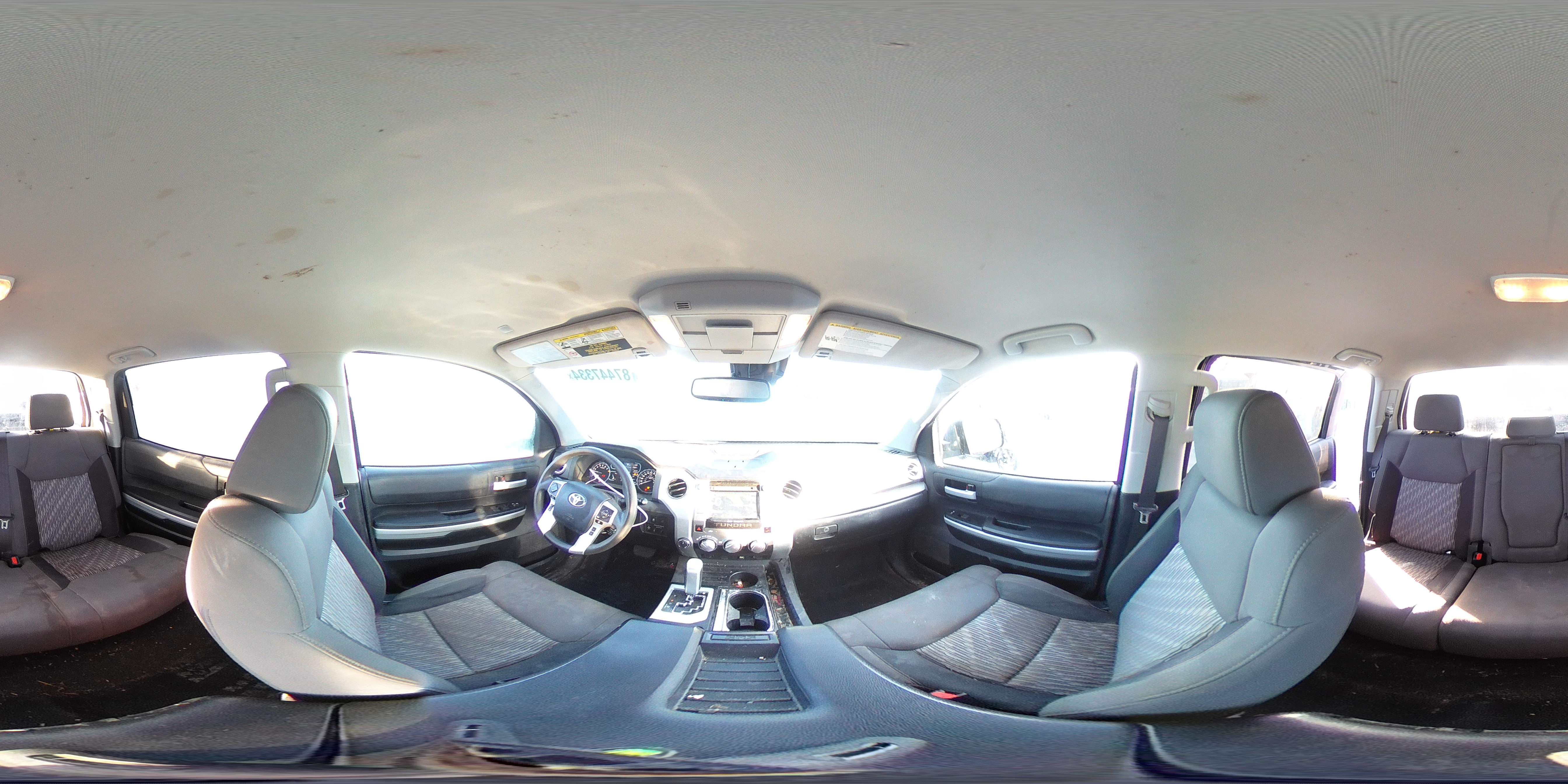 2019 Toyota Tundra - Image 12