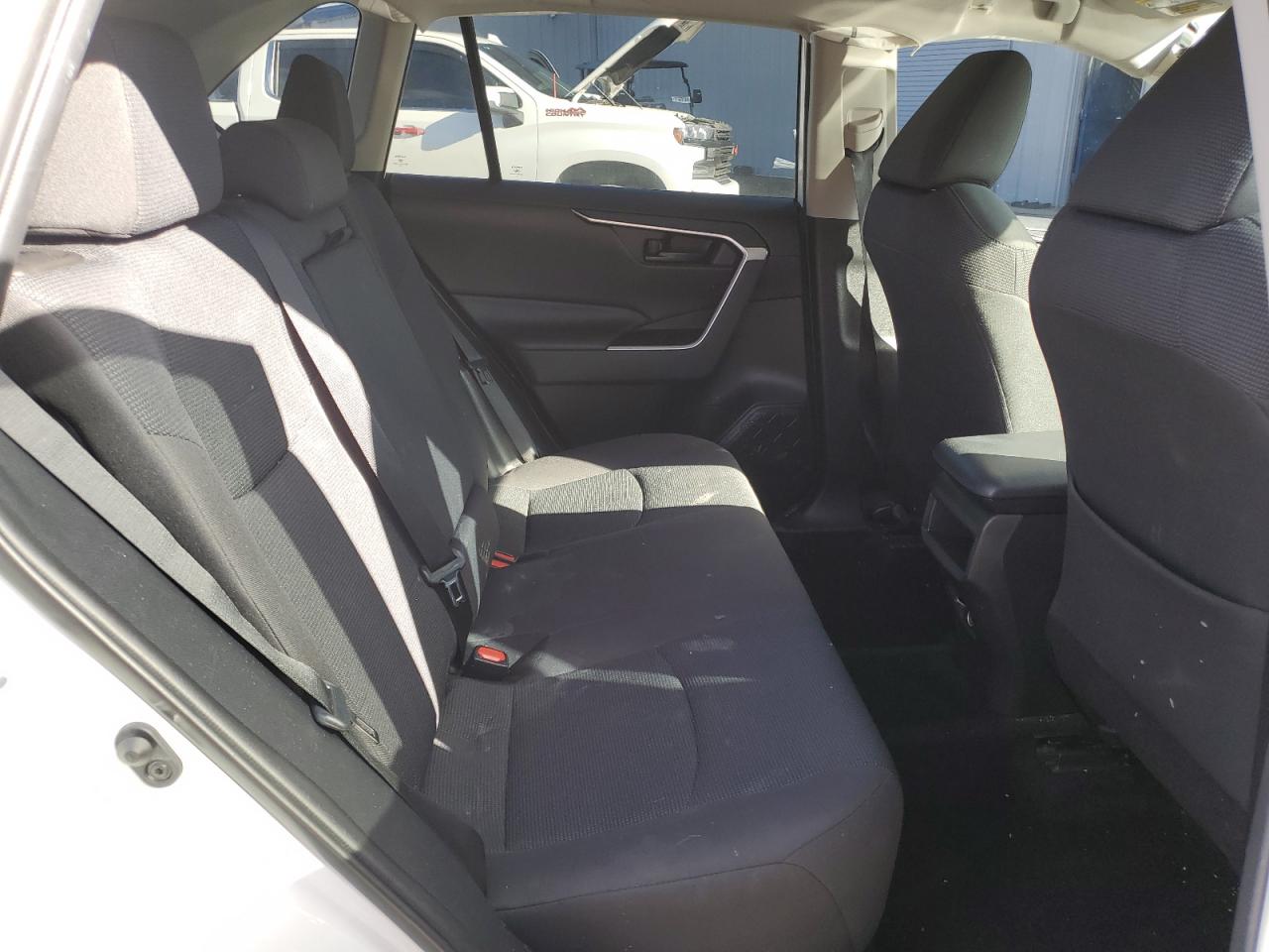 2020 Toyota RAV 4 - Image 11