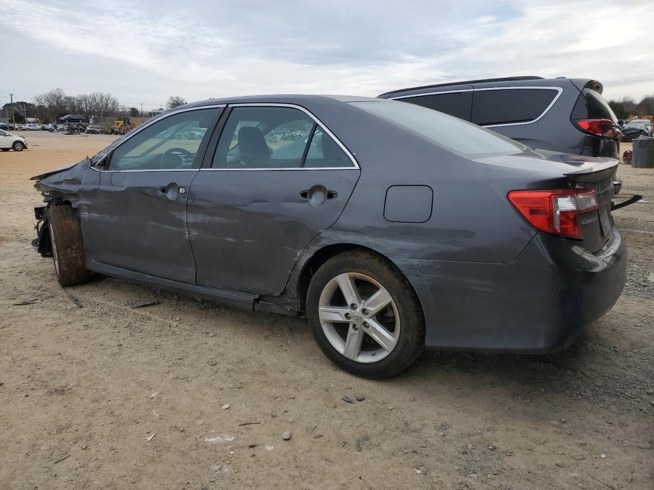 2013 Toyota Camry - Image 2