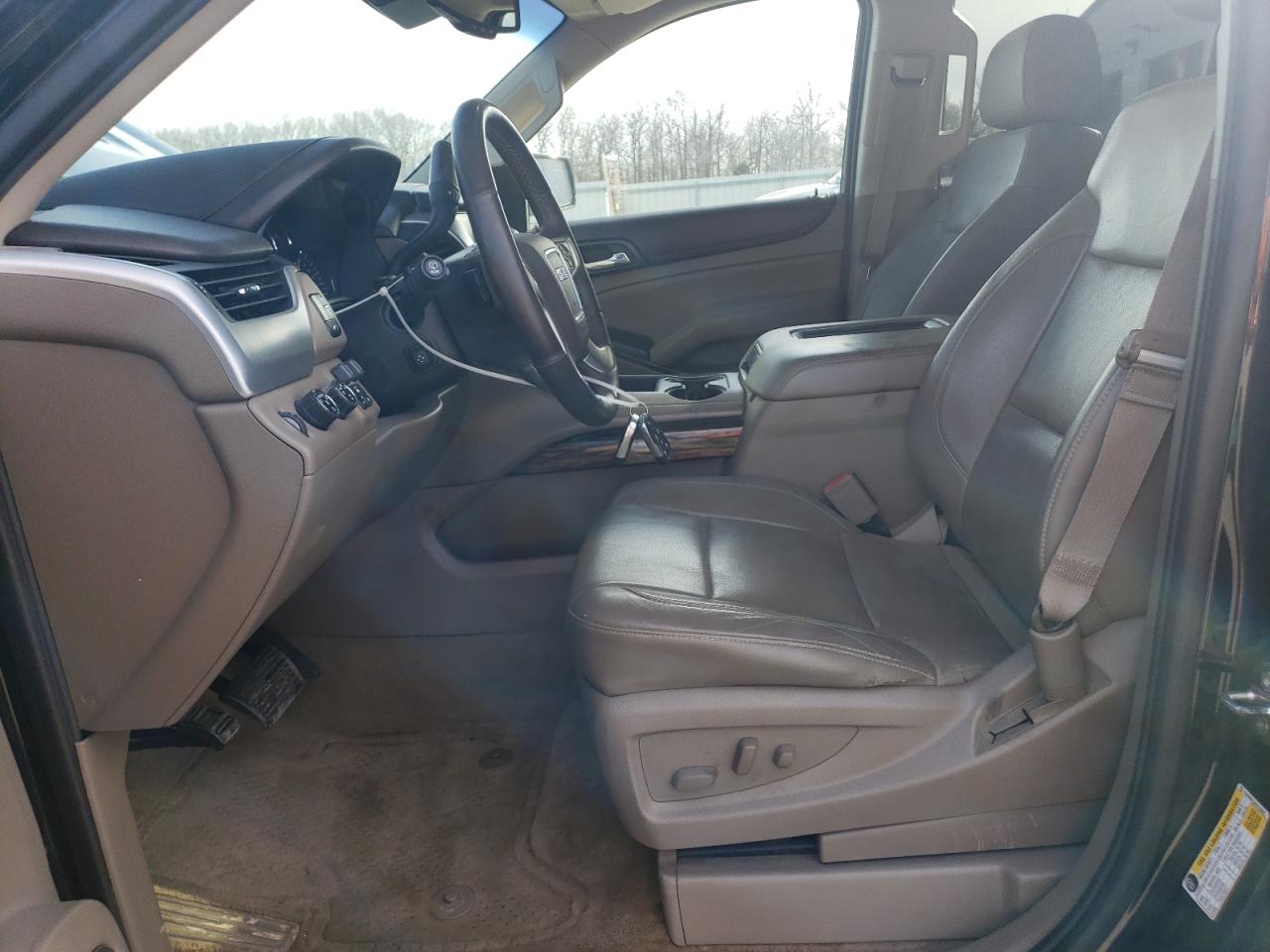 2015 GMC Yukon - Image 7
