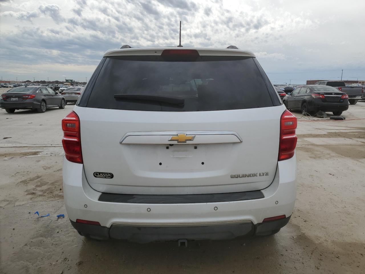 2016 Chevrolet Equinox - Image 6