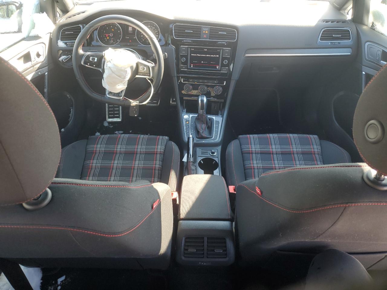 2019 Volkswagen GTI - Image 8