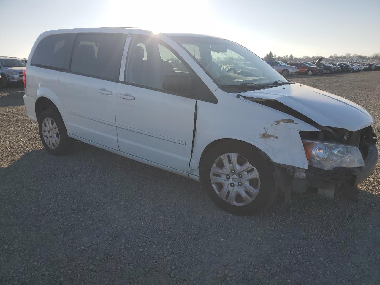 VIN 2C4RDGBG5FR686579 2015 DODGE CARAVAN no.4