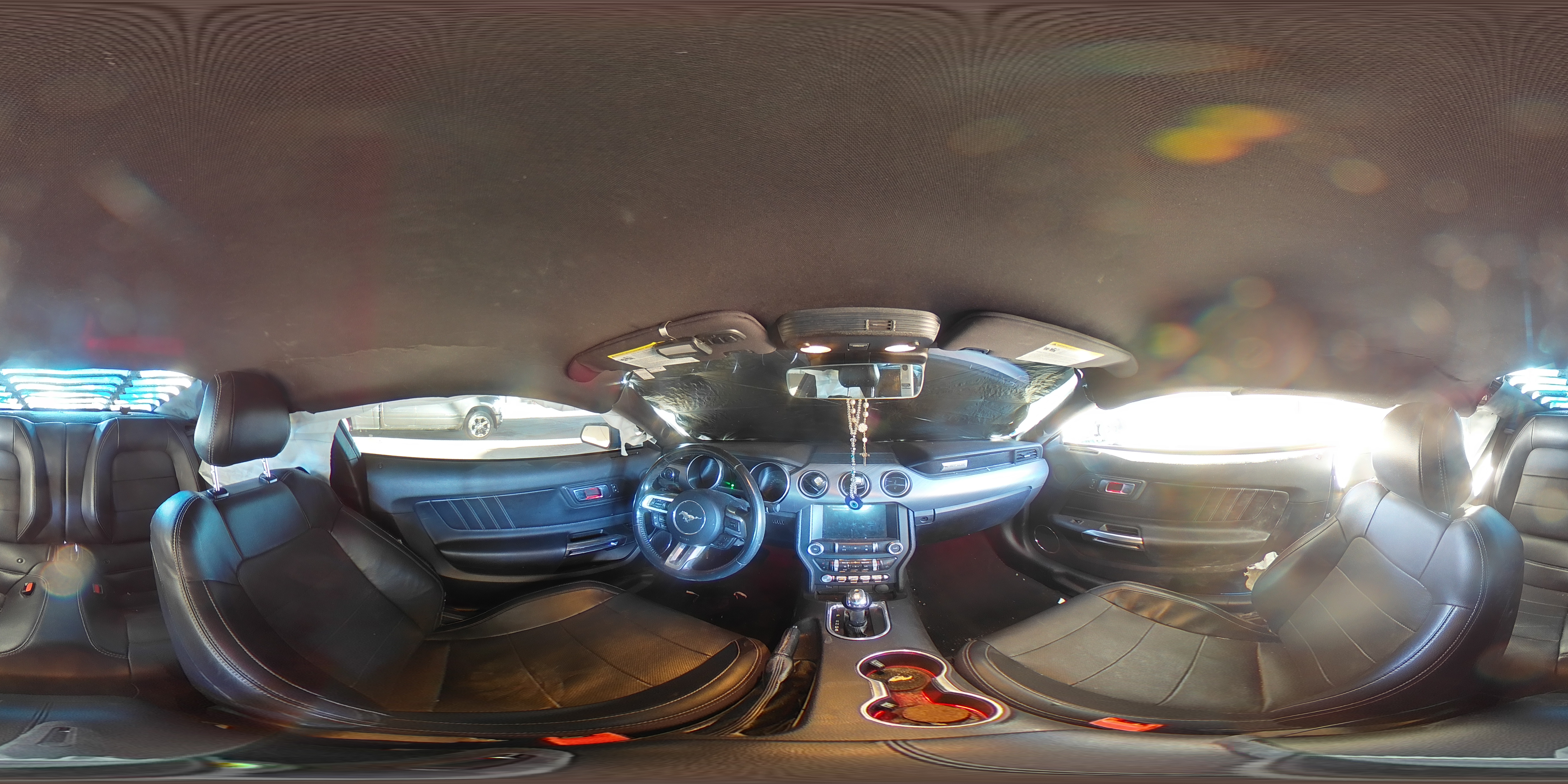 2022 Ford Mustang - Image 12