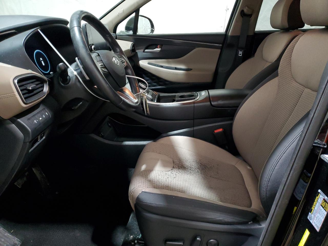 2021 Hyundai Santa Fe - Image 7