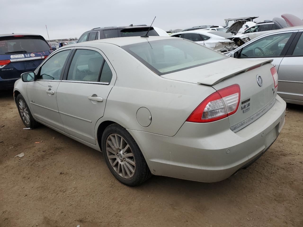 2008 Mercury Milan - Image 2