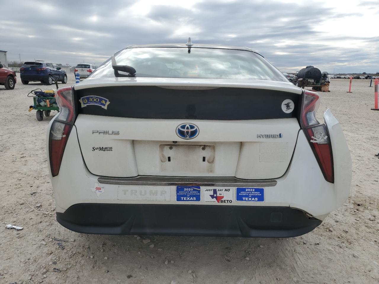 2016 Toyota Prius - Image 6